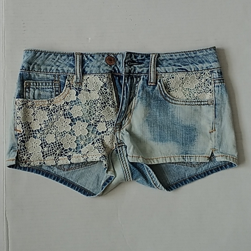 American Eagle Outfitters "Shortie" Denim Lace Shorts sz 00 - Picture 2 of 10